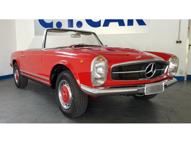 Mercedes-Benz SL 230 pagode